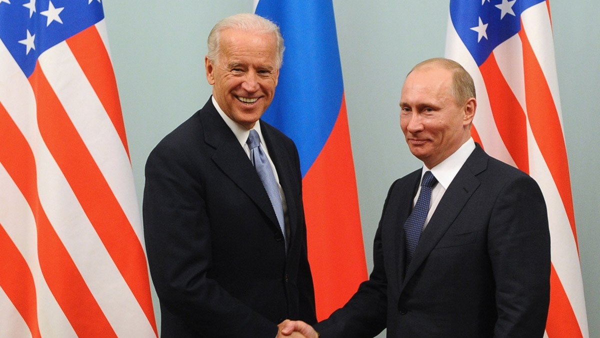 Putin'den Biden'a cevap: Görüşmeye hazırım