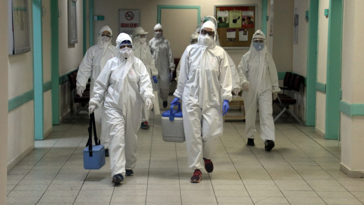 18 Mart koronavirüs tablosu açıklandı! Vaka sayıları kritik seviyeyi aştı