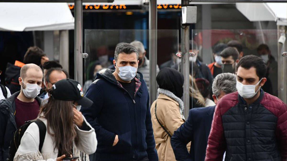 İstanbul'da durum vahim! Üçüncü dalga başladı ama...