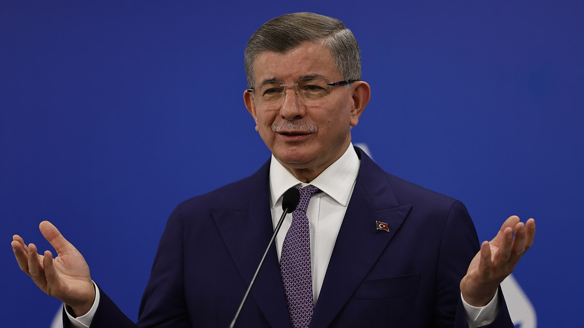 Davutoğlu'ndan Merkez Bankası tepkisi: Ekonomi cehaletinize 3 de yetmez, 5 de yetmez, 7 de...