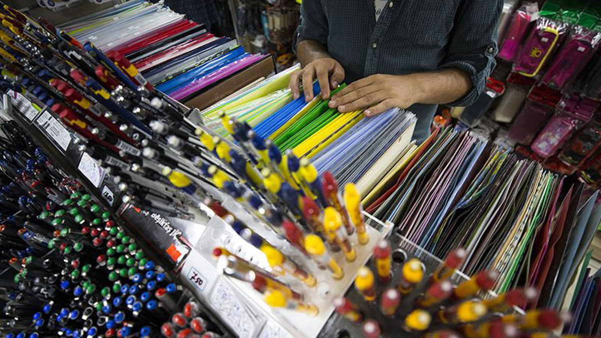 Gelirler yüzde 64 azaldı, İstanbul'da 300 kırtasiye kapandı