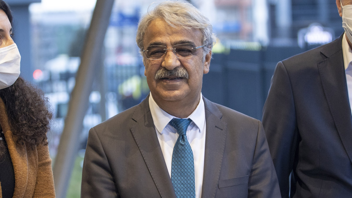 Sancar'dan Davutoğlu'na ziyaret