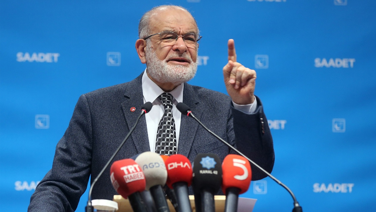 Karamollaoğlu’ndan AK Parti'ye kongre tepkisi