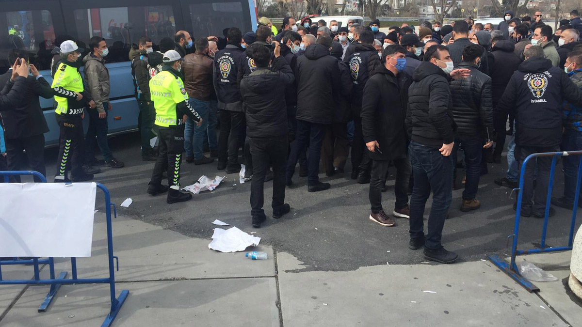 UKOME'nin kararı esnafı isyan ettirdi! Bir şoför minibüsünü yakmak istedi