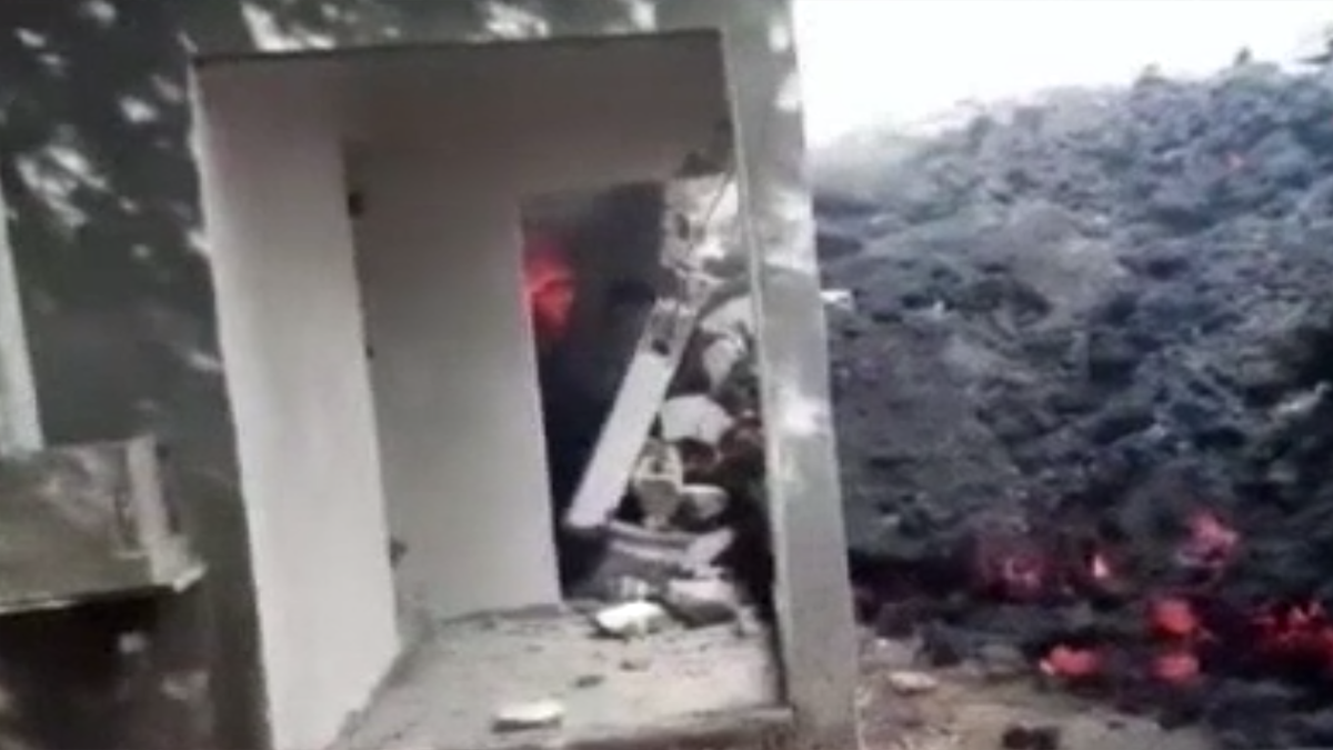 Guatemala'da lavlar yerleşim bölgesine ulaştı, halk tahliye edilecek