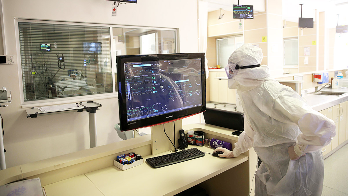 Vakalar patladı, en kritik uyarı geldi: Virüs artık 1 dakikada bulaşıyor