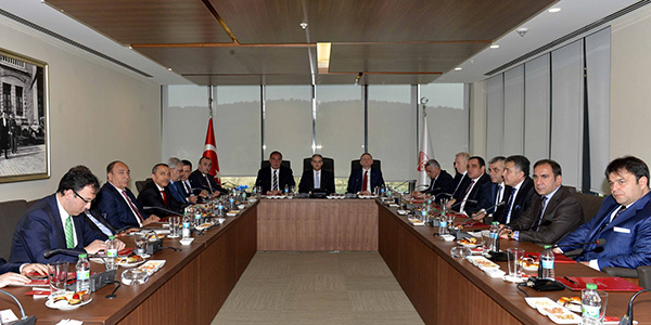 Süper Lig'de maçlar bir hafta ertelendi