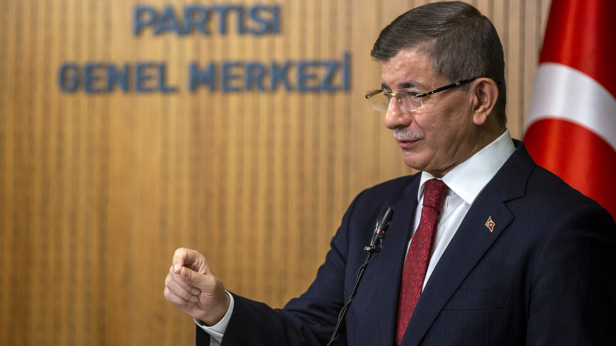 Davutoğlu da amiral bildirisini kınadı: Kötü niyetli bir sorumsuzluk örneği