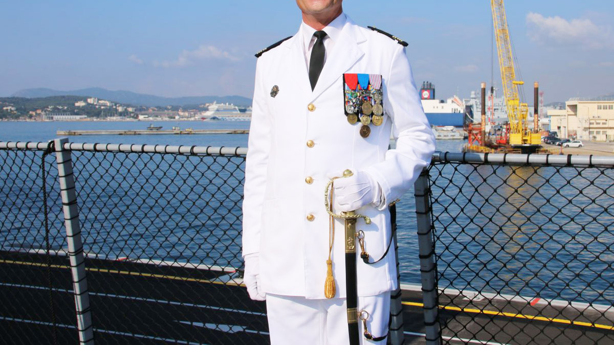 'Bildiri' muhalefeti de ikiye böldü: Emekli amiraller de Ayasofya imamı gibi konuşabilirler