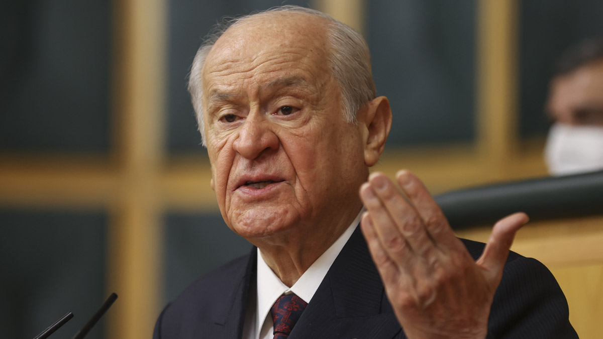 Bahçeli: Mavi vatanımızı bu çürüklerle nasıl savunmuşuz?