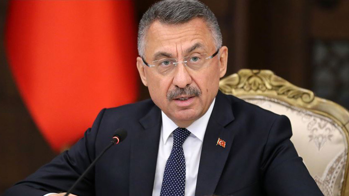 Fuat Oktay'dan emekli amirallere: Taşıdıkları rütbe ağır geliyorsa biz hafifletmesini biliriz