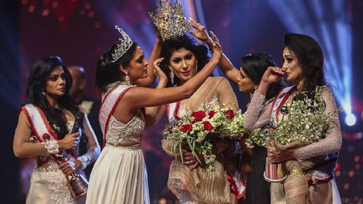 Sri Lanka Güzellik yarışmasında şok görüntüler