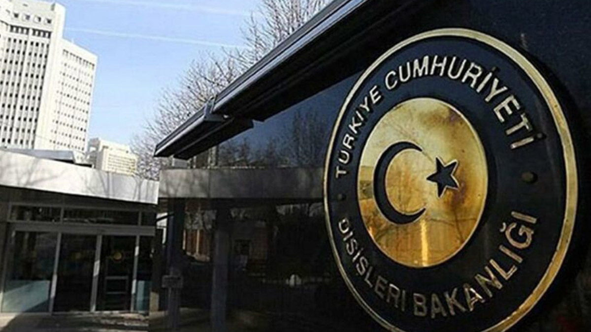 Dışişleri'nden Yunan Bakan'a sert tepki: Ahlak dışı ifadeleri kınıyoruz