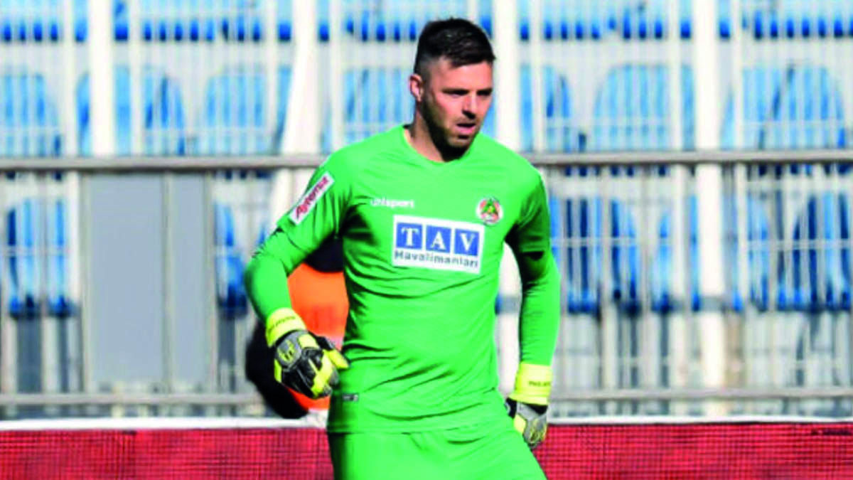 Alanyaspor kalecisi Jose Marafona, Beşiktaş maçındaki performansından dolayı özür diledi