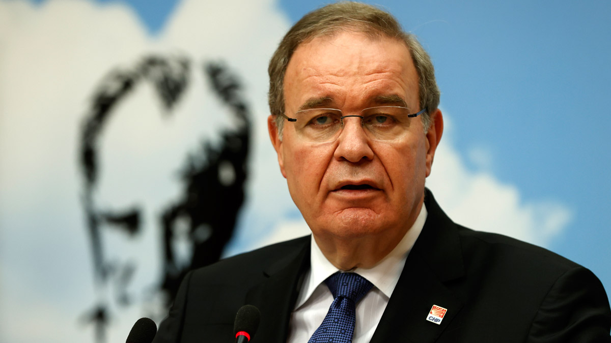 CHP Sözcüsü Öztrak: Vatandaşı da esnafı da virüs değil sahipsizlik öldürdü