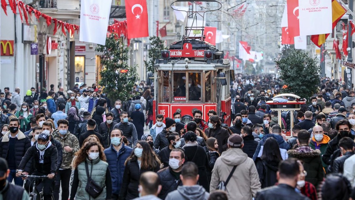 Ramazan'da ek tedbirler gelecek mi? Bilim Kurulu üyesi açıkladı