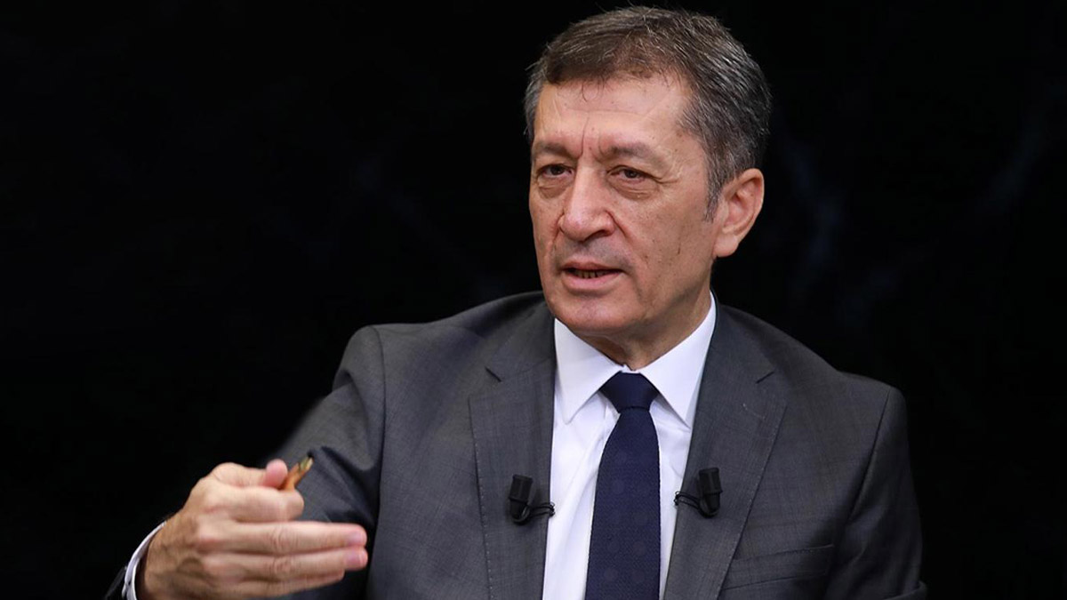 Okullar tekrar kapanacak mı? Bakan Selçuk cevapladı