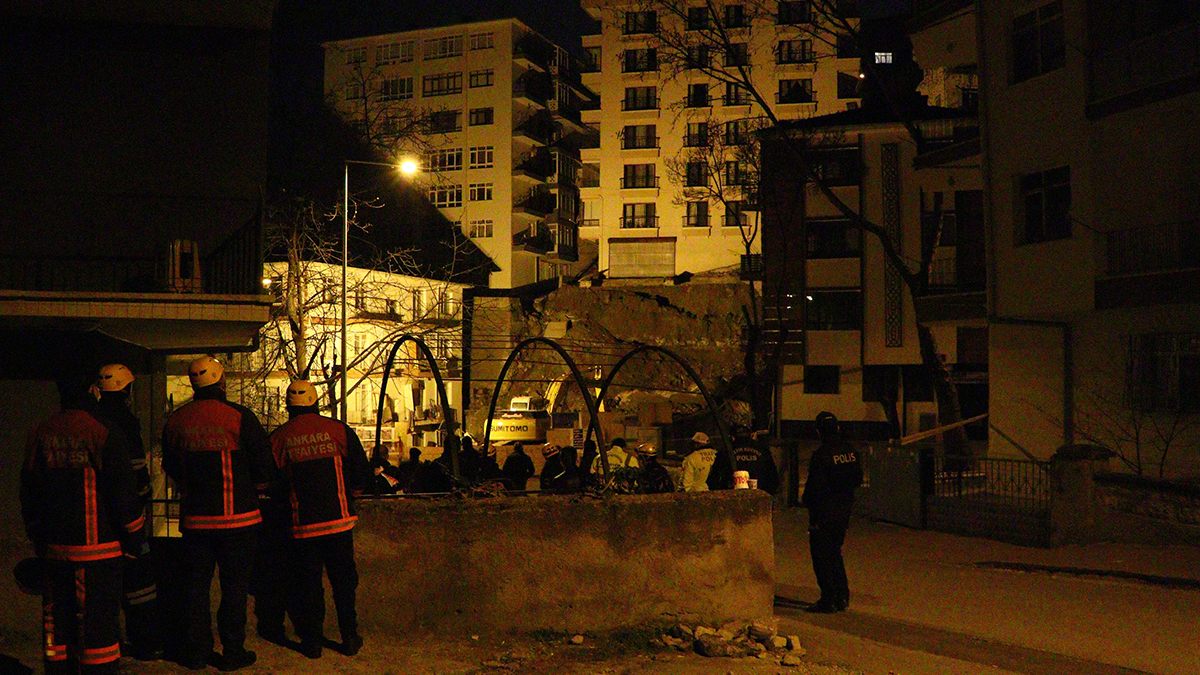 Korkunç olay: Ankara'da 21 bina tahliye edildi