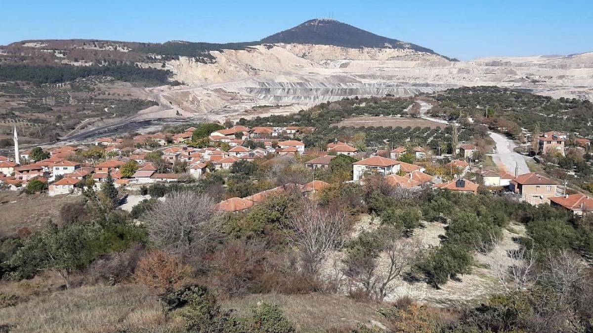 Deniş köylülerinin yerüstü maden ocağına karşı direnişi sürüyor