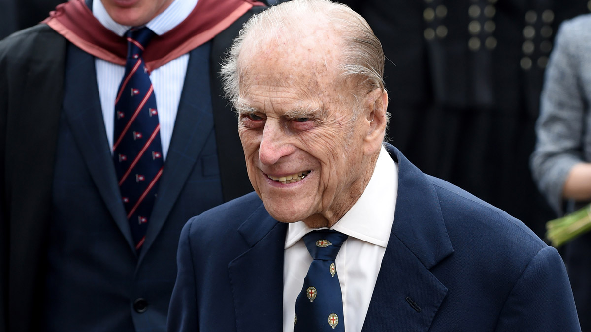 Prens Philip için 41 pare top atışı