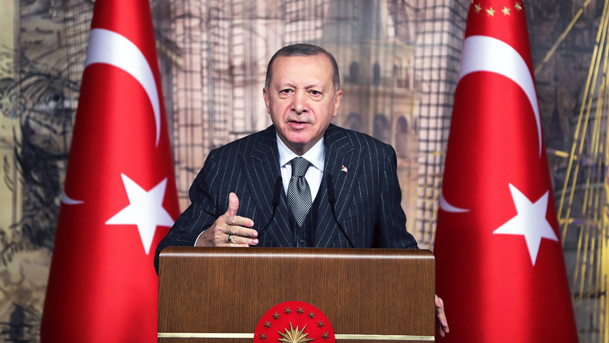 Erdoğan'dan muhalefete sert sözler: Gavurun kılıcını sallayarak geliyorlar