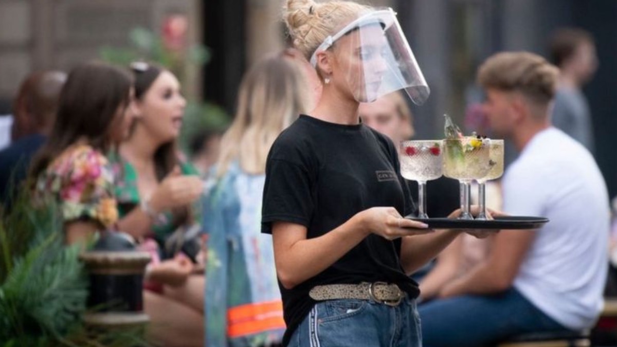 İngiltere'den normalleşme için ilk adım