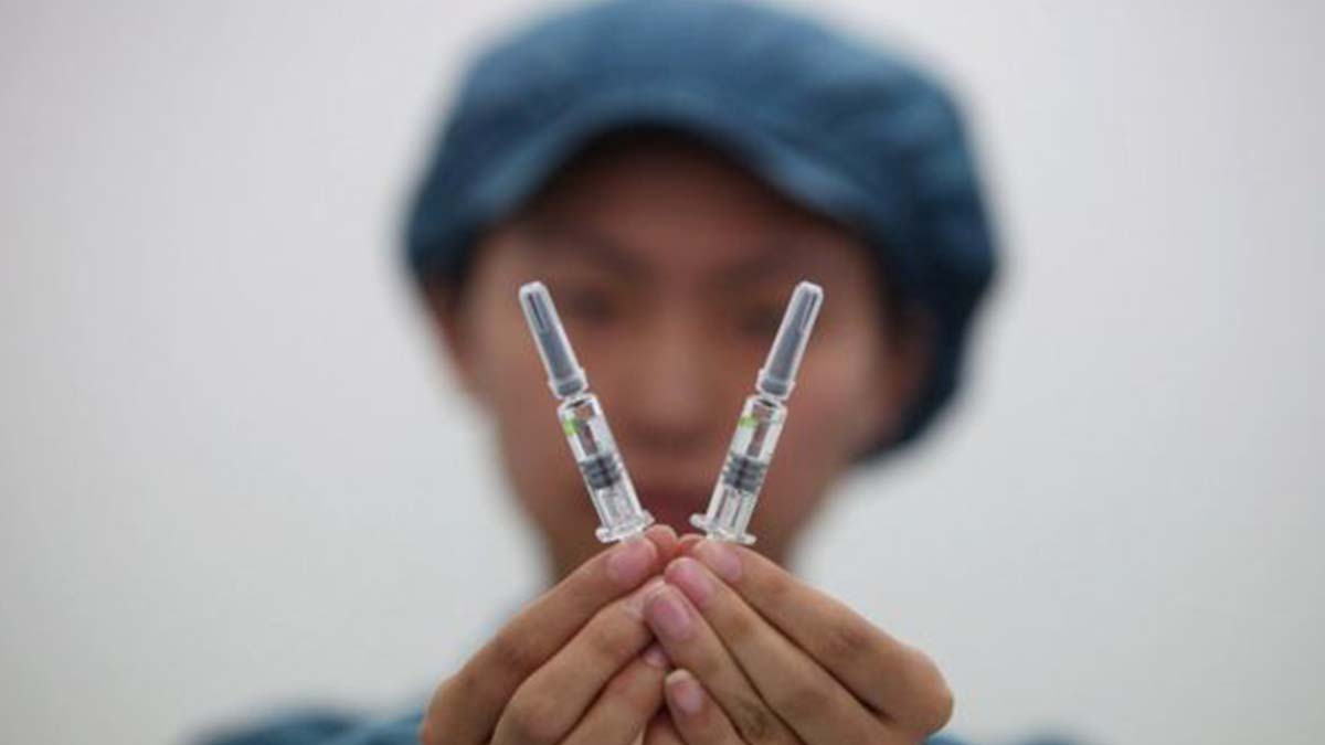 Çinli yetkiliden aşı açıklaması: Yanlış anlaşıldım