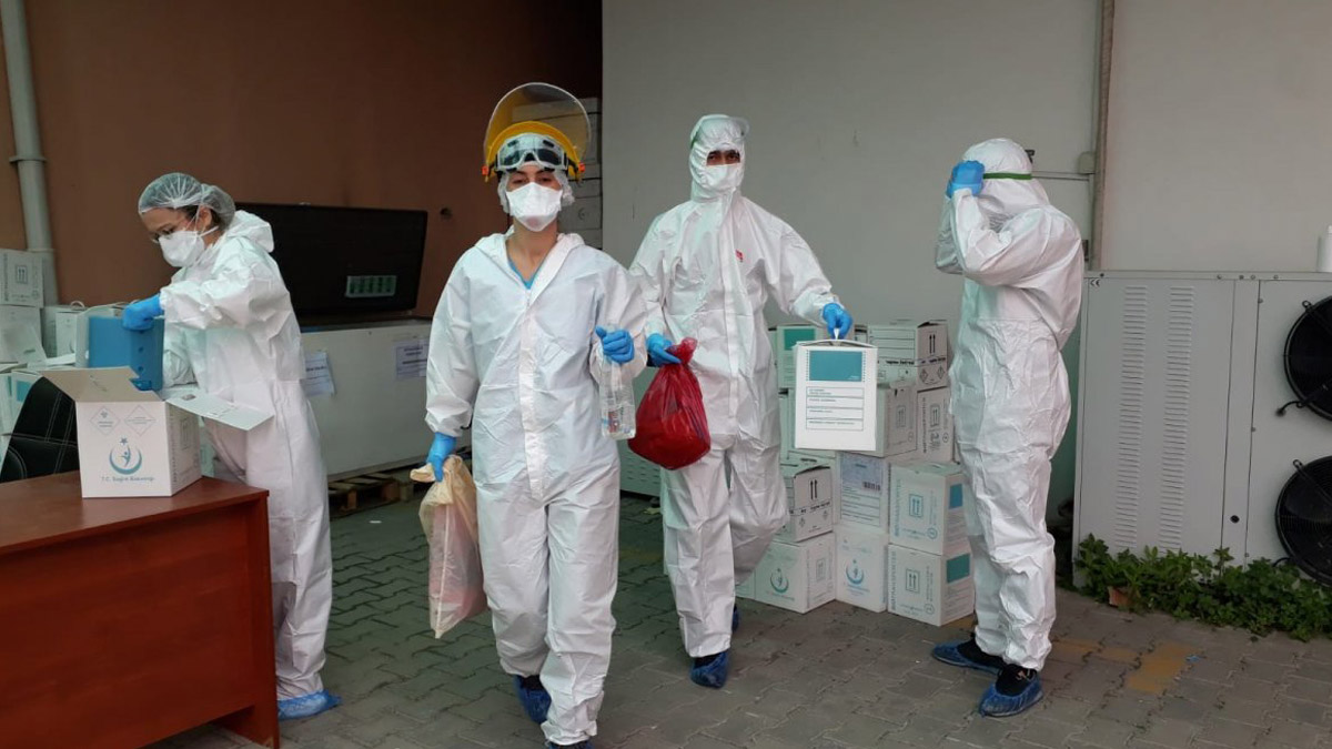 12 Nisan koronavirüs tablosu açıklandı! Vakalar düşmüyor