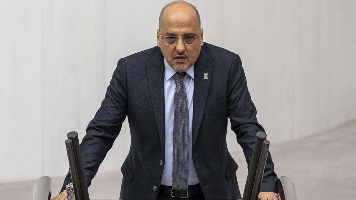 SON DAKİKA | Ahmet Şık'a Boğaziçi fezlekesi! Dokunulmazlığı kaldırılacak