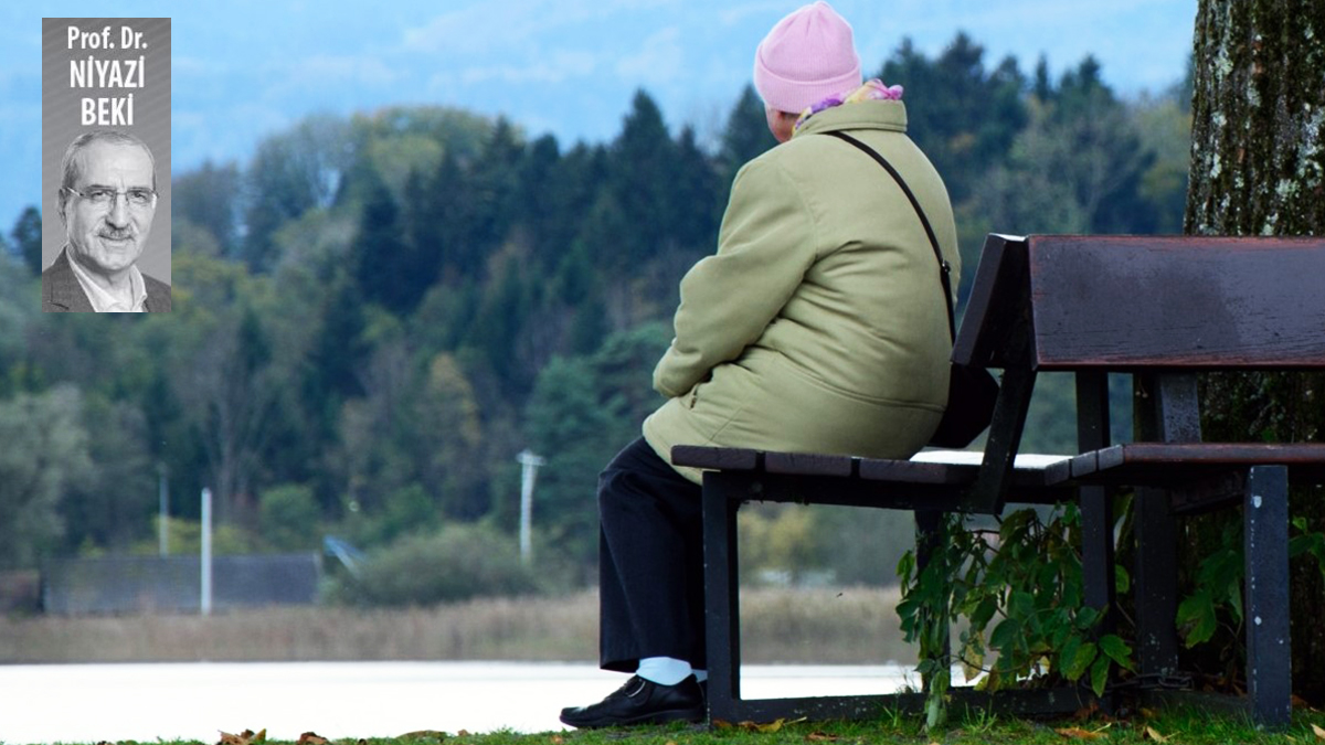Dünya imtihanı tefekküre sevk eder