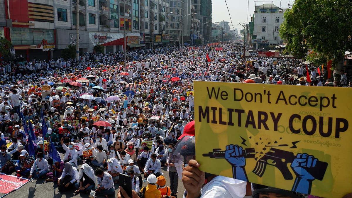 Myanmar'da çatışma: 5 asker öldü