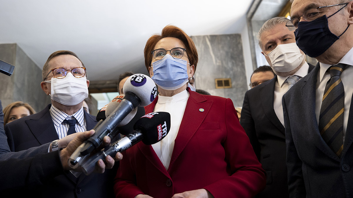 Akşener, AK Parti'nin 128 milyar dolar savunmasına böyle cevap verdi: Peki 940 milyar nerede?