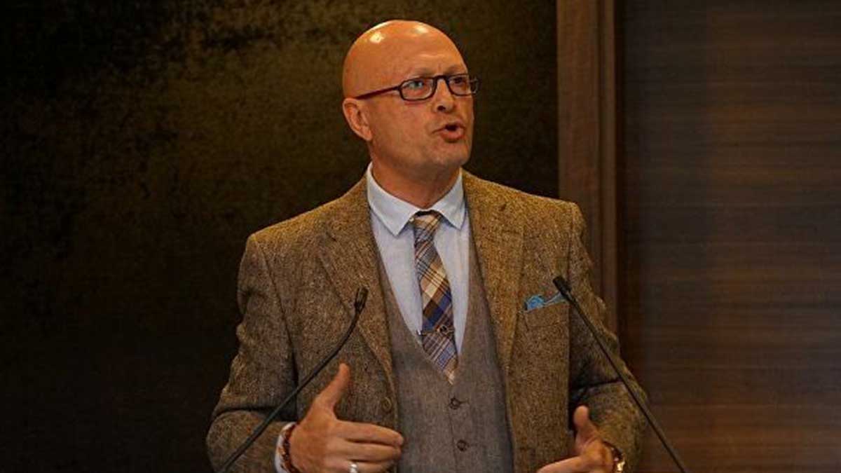 Erol Mütercimler'e 10 ay hapis cezası