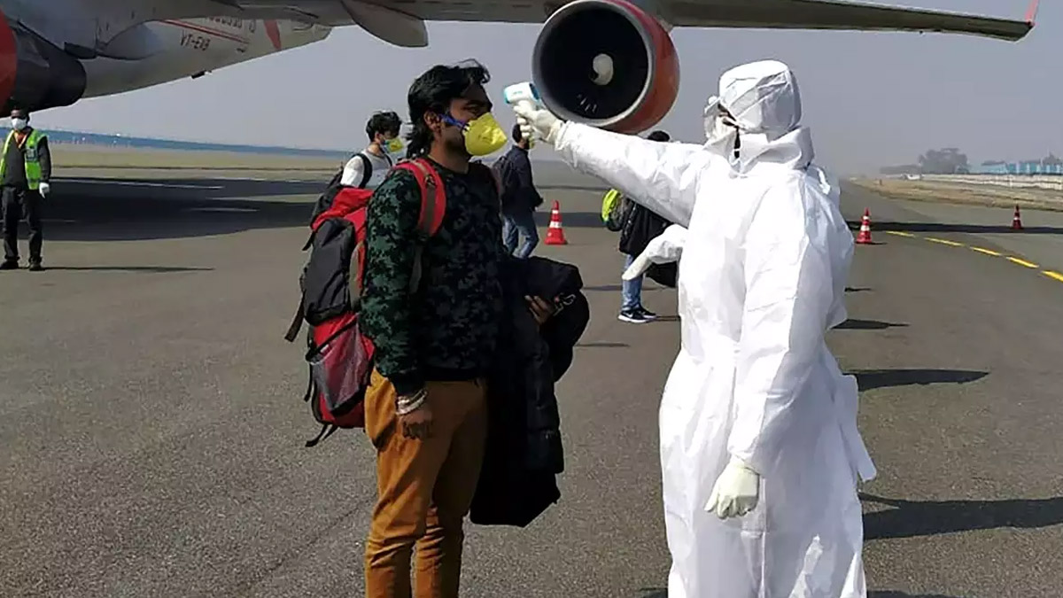 Tüm Hong Kong'a yayılabilirdi! 'Korona uçağı' şoke etti