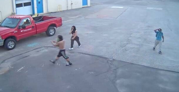 ABD'de camiye saldıranlardan 3'ü yakalandı