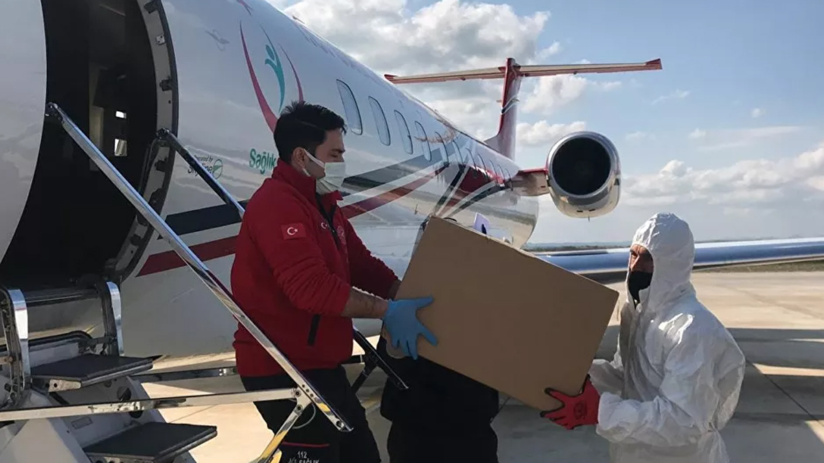 Türkiye'den KKTC'ye 100 bin doz aşı hibesi