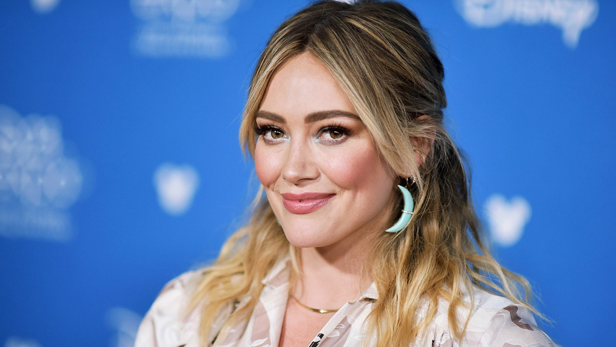 How I Met Your Father geliyor