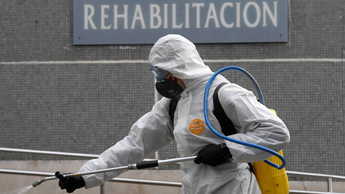 Akıllara durgunluk veren olay! 22 kişiye bilerek koronavirüs bulaştırdı