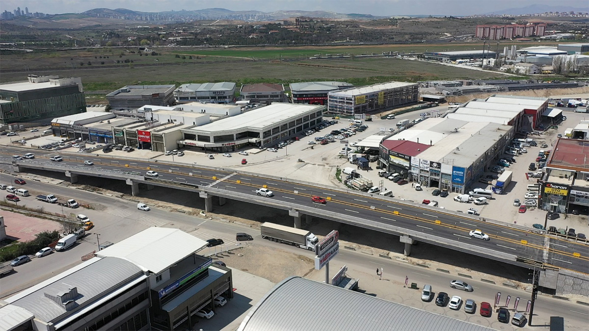 Başkent'te Şaşmaz Sanayi Bulvarı'nda ilk köprülü kavşak trafiğe açıldı
