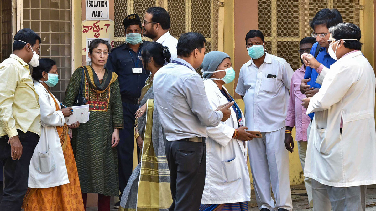 Hindistan'da günlük vaka sayısı artışı sürüyor