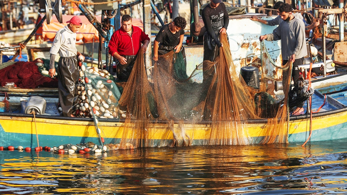 İsrail Gazzelilere nefes bırakmıyor... Avlanma tümden yasaklandı