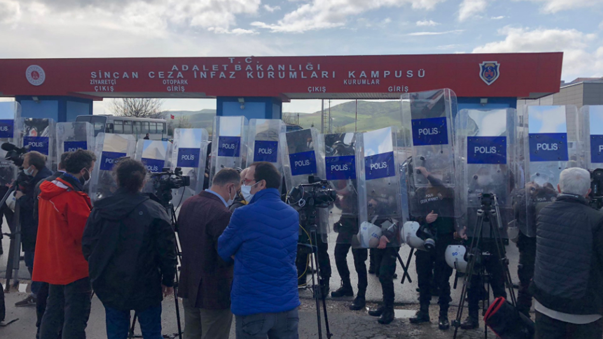 Kobani davası görülmeye başlandı