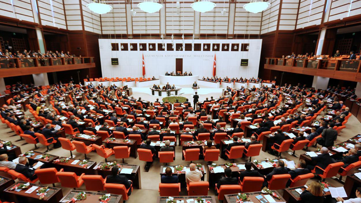 AYM, CHP'nin güvenlik soruşturması talebini 29 Nisan'da inceleyecek