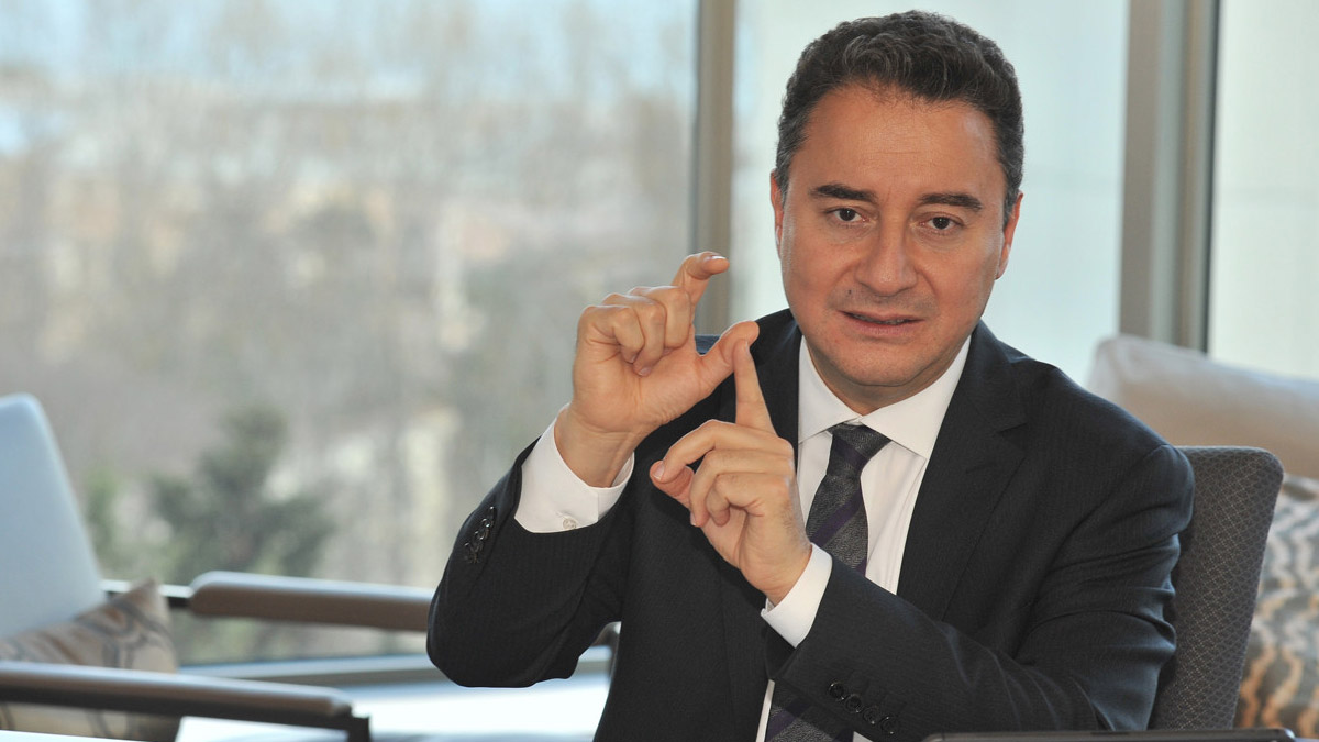 Babacan: Erdoğan tekrar aday olmak için erken seçime gitmek zorunda