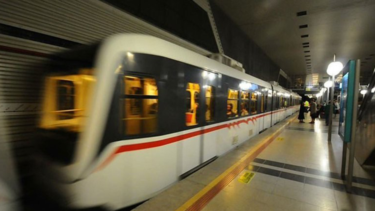 İstanbul'da metro saatleri değişti