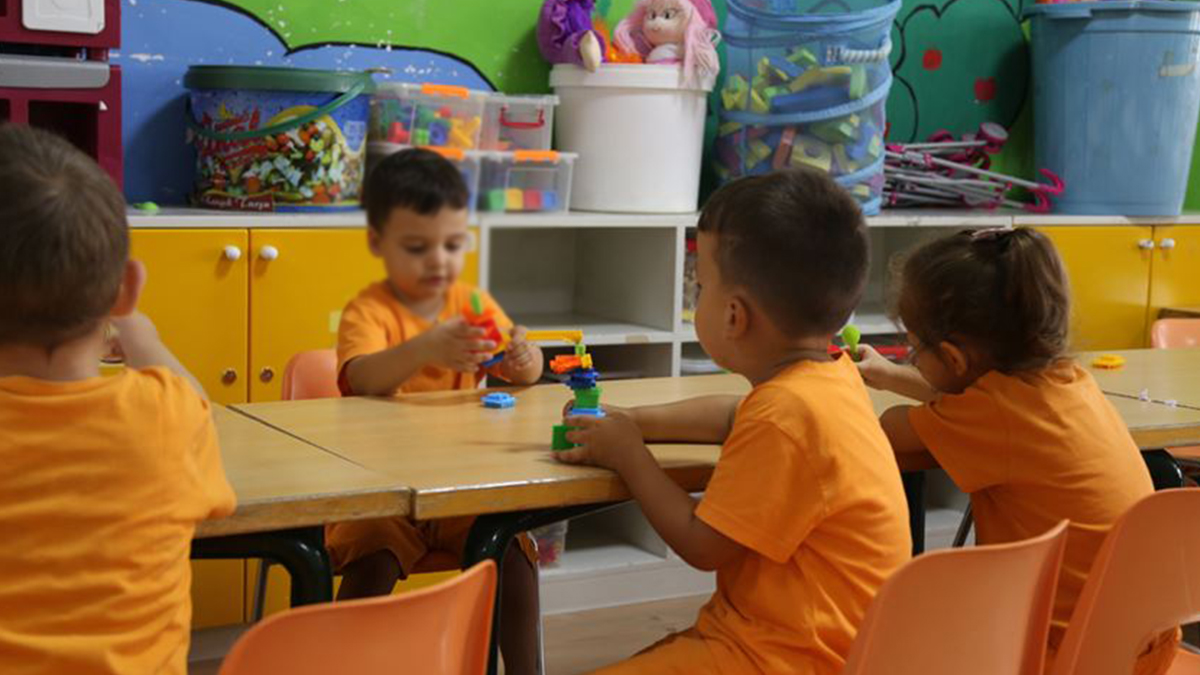 Tam kapanmada kreşler açık olacak mı ? Bakanlık açıkladı