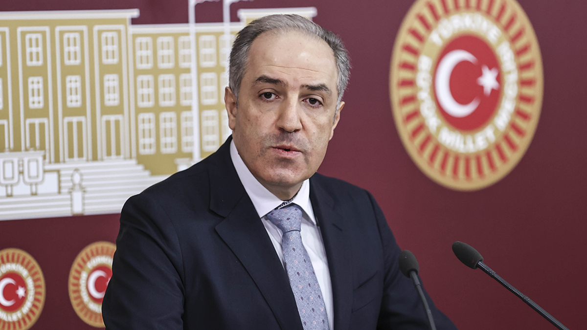 Mustafa Yeneroğlu'ndan Emniyet'in genelgesine tepki: Bu talimat kanunsuz bir emirdir