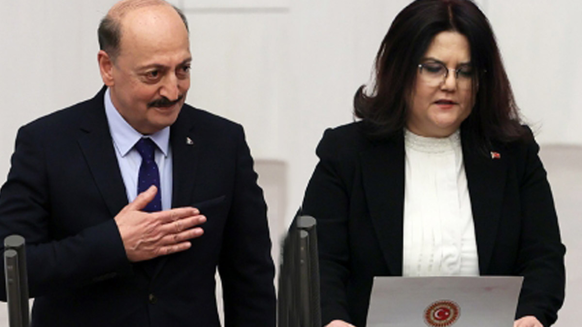 Son dakika! Resmi Gazete'de yayımlandı! Bakanlıklara yeni yardımcı