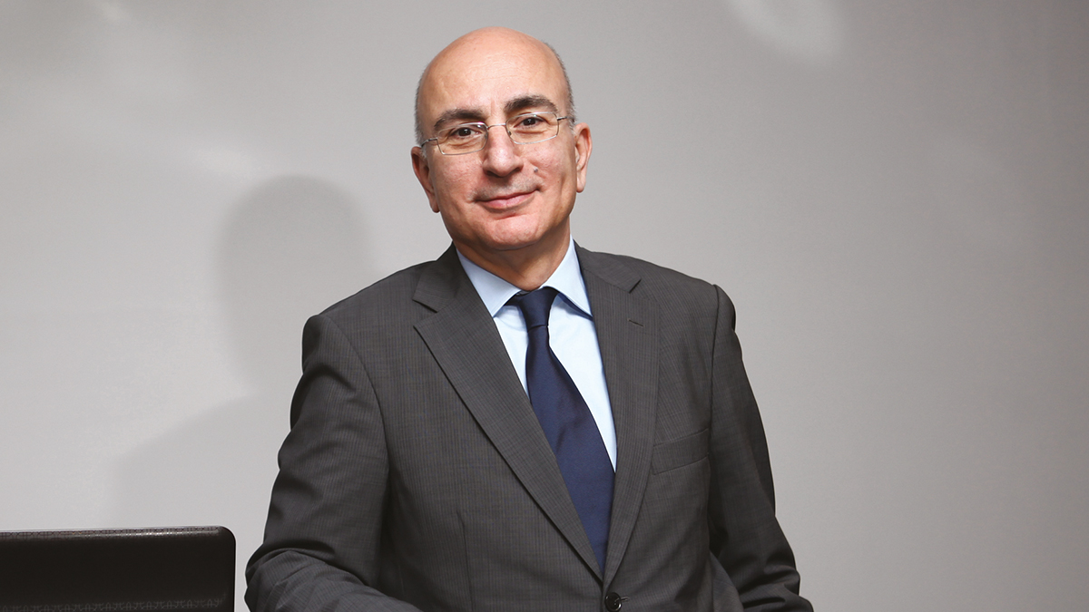 Mahfi Eğilmez: Para yoksa gerisini saymayın