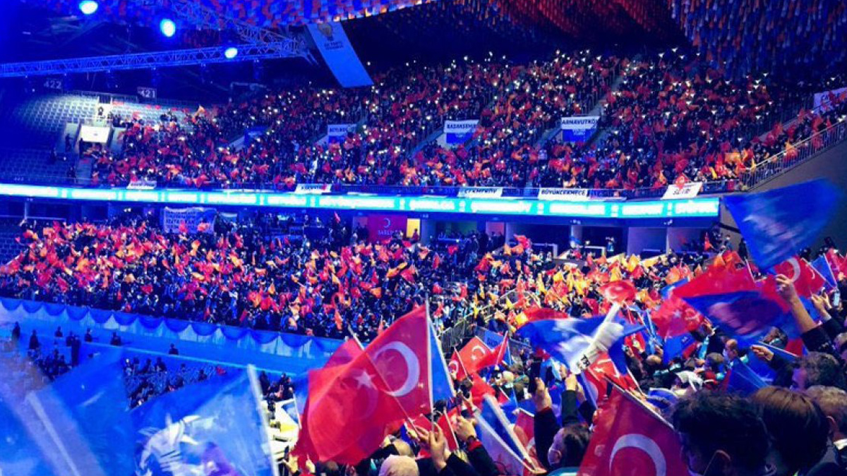 MetroPOLL'un araştırması ortaya koydu! Vatandaş lebaleb kongreye karşı